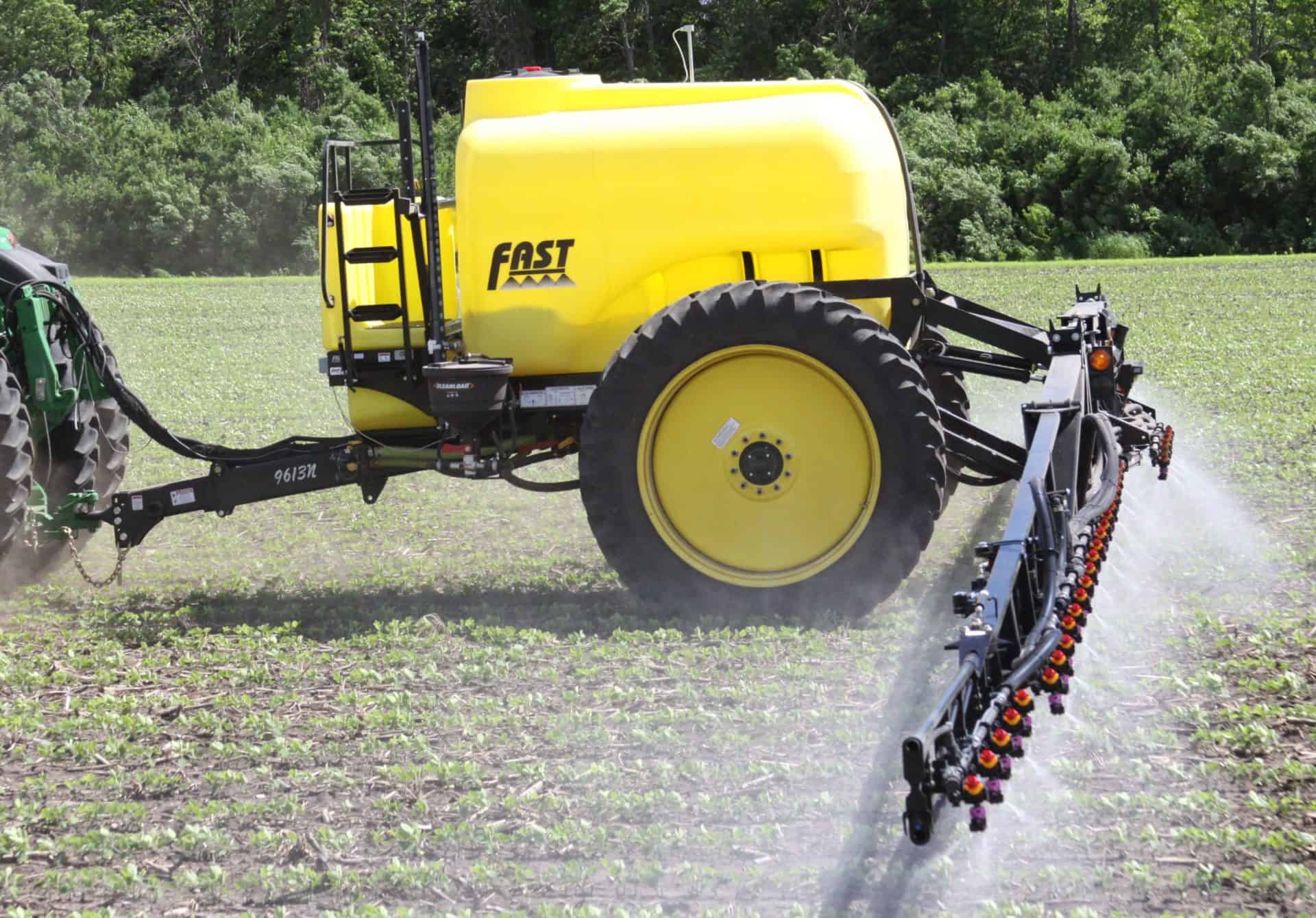 Driving a 15-Ton, 160-Foot Wide Farm Sprayer Is Actually Easier Than You  Think